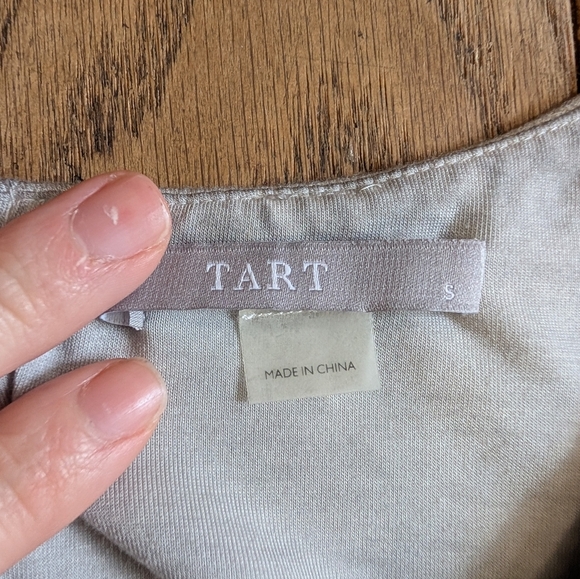 NWT Women's Tart Collection Elegant Gray Open Shoulder Women's Dress Size Small - Picture 2 of 6